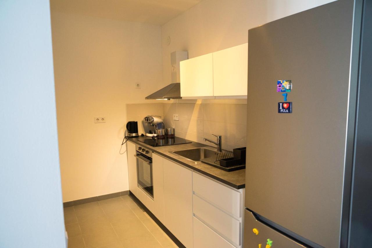Helena Apartment Premantura Exterior foto